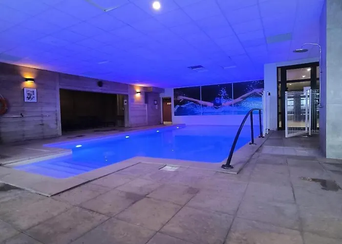 Alaska - Familial Confort Avec Piscine Mae-9531